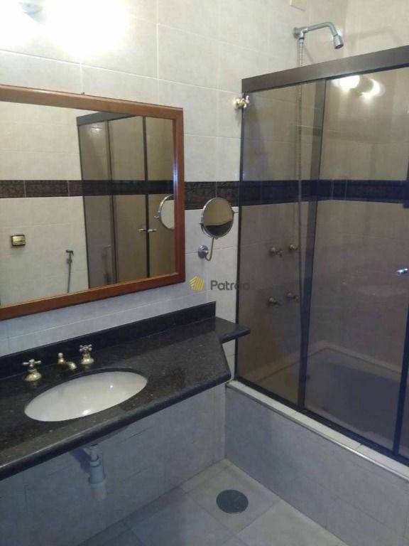 Sobrado à venda com 3 quartos, 200m² - Foto 15