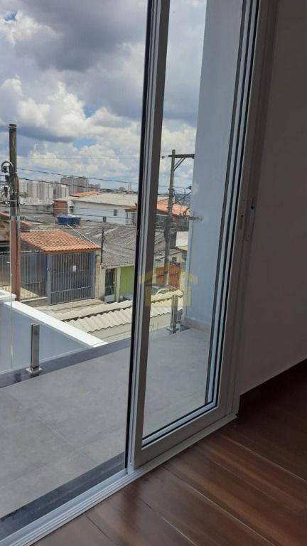 Sobrado à venda com 3 quartos, 100m² - Foto 13