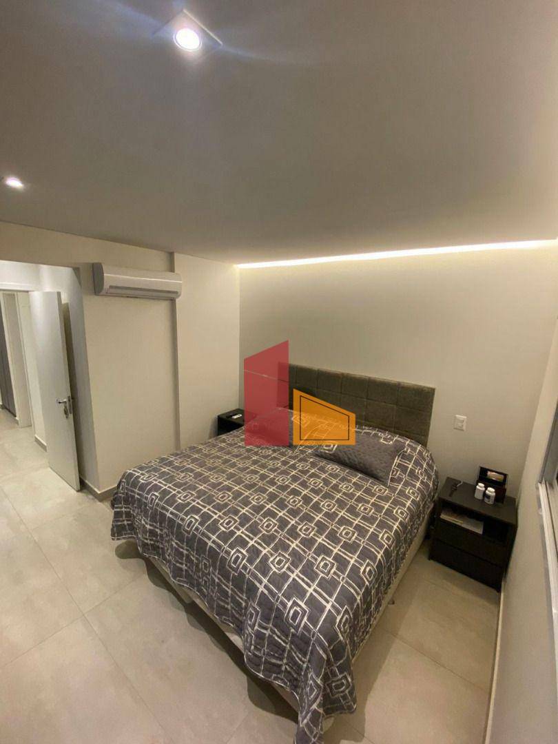 Apartamento à venda com 3 quartos, 236m² - Foto 9