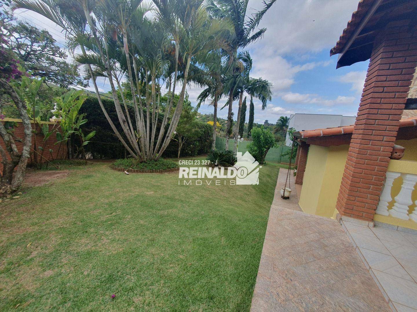 Casa de Condomínio à venda com 4 quartos, 353m² - Foto 2