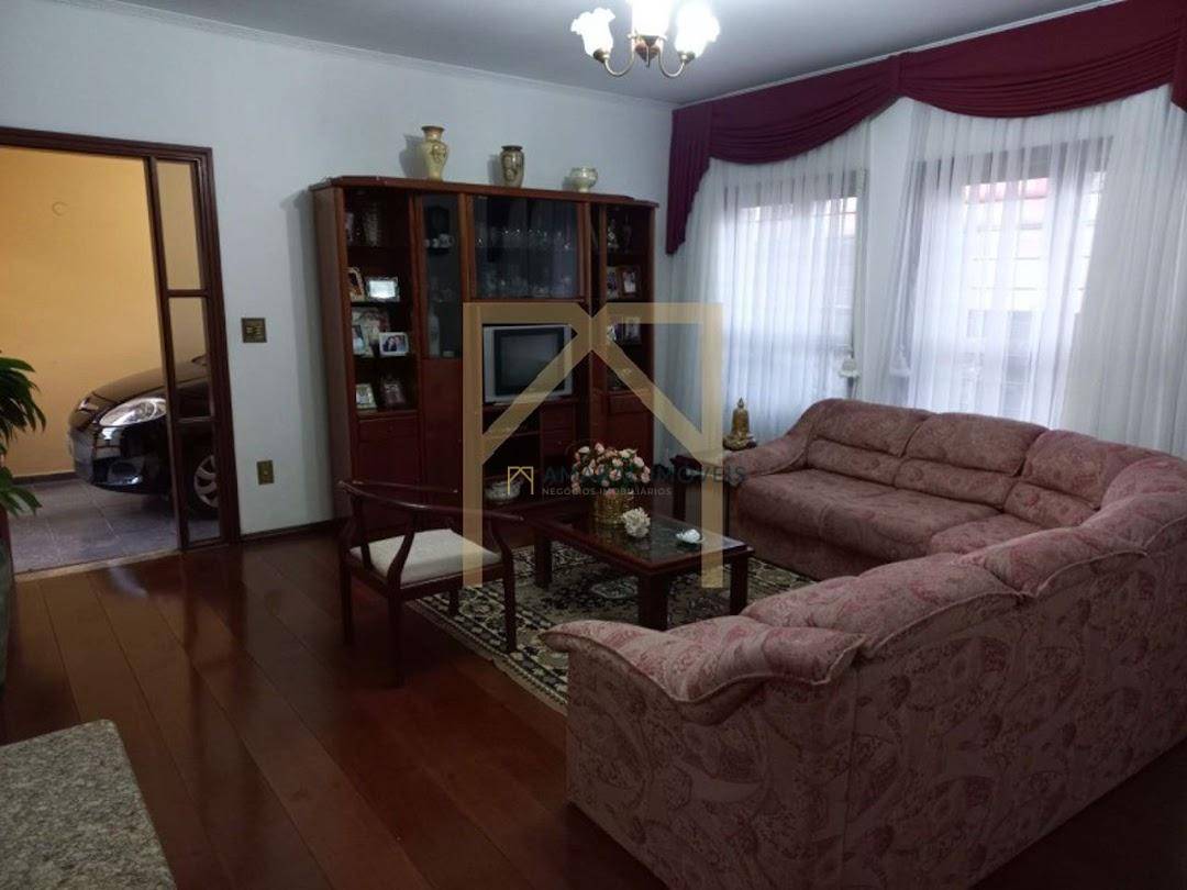 Casa à venda com 4 quartos, 240m² - Foto 10