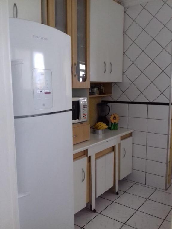 Apartamento à venda com 3 quartos, 76m² - Foto 15