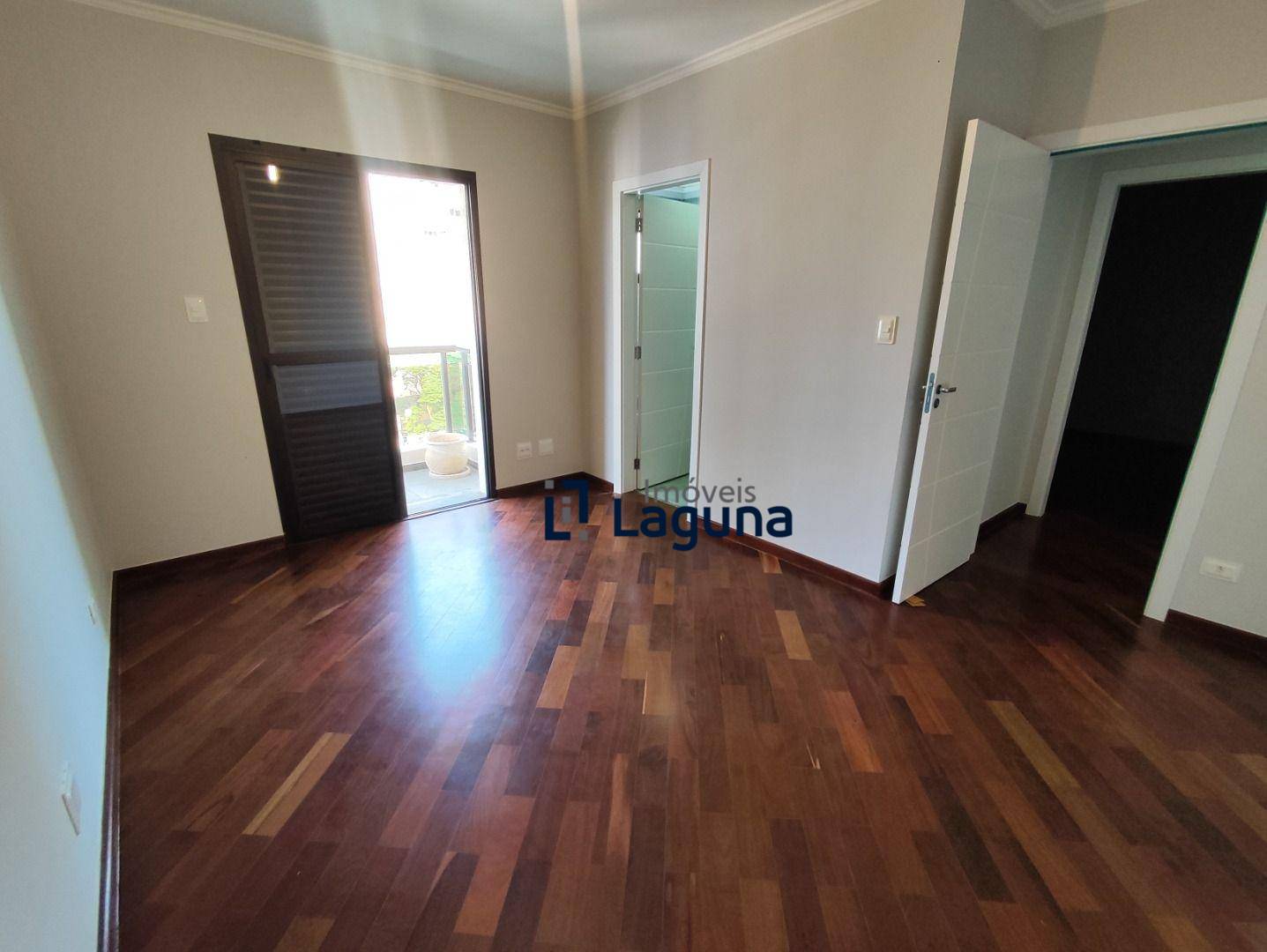 Apartamento à venda e aluguel com 3 quartos, 160m² - Foto 30