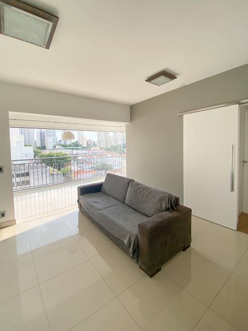 Apartamento à venda com 3 quartos, 94m² - Foto 2