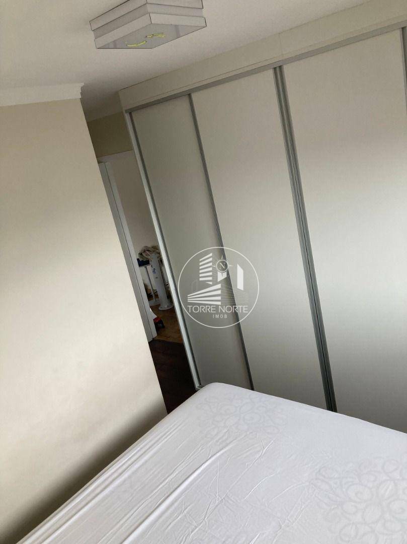 Apartamento à venda com 2 quartos, 66m² - Foto 25