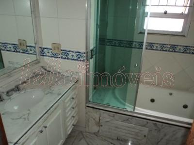 Apartamento para alugar com 3 quartos, 200m² - Foto 7