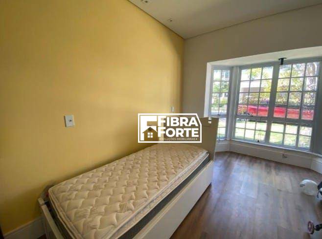 Casa de Condomínio para alugar com 3 quartos, 337m² - Foto 33