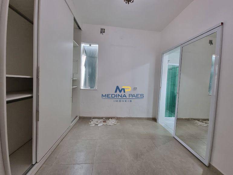 Casa à venda com 4 quartos, 275m² - Foto 17