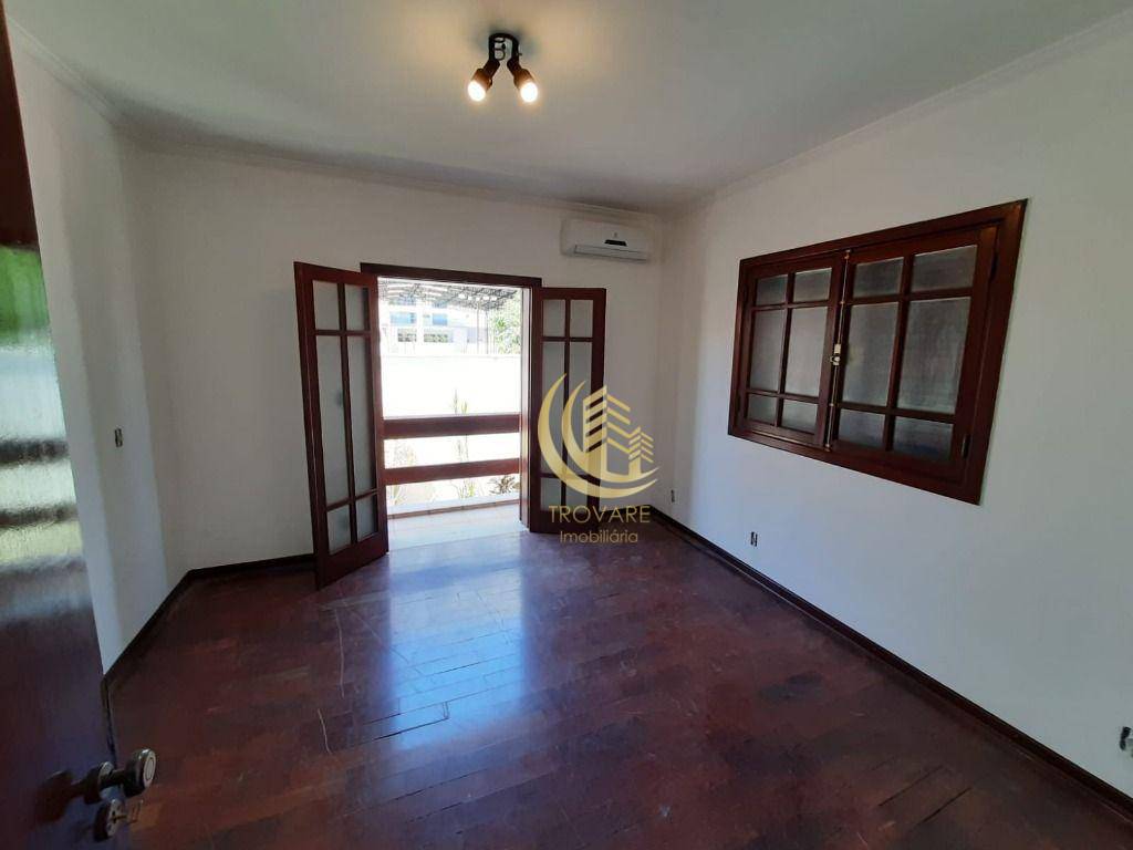 Casa de Condomínio à venda e aluguel com 4 quartos, 320m² - Foto 1