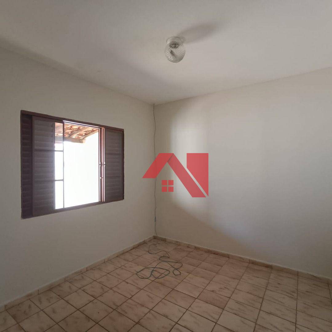 Casa para alugar com 3 quartos, 100m² - Foto 9