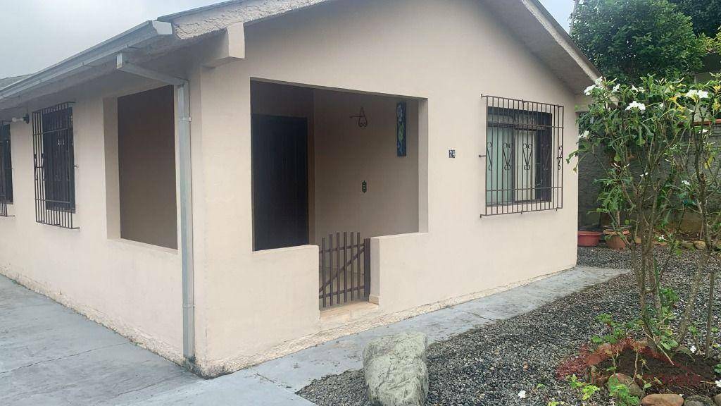 Casa para alugar com 2 quartos, 90m² - Foto 1