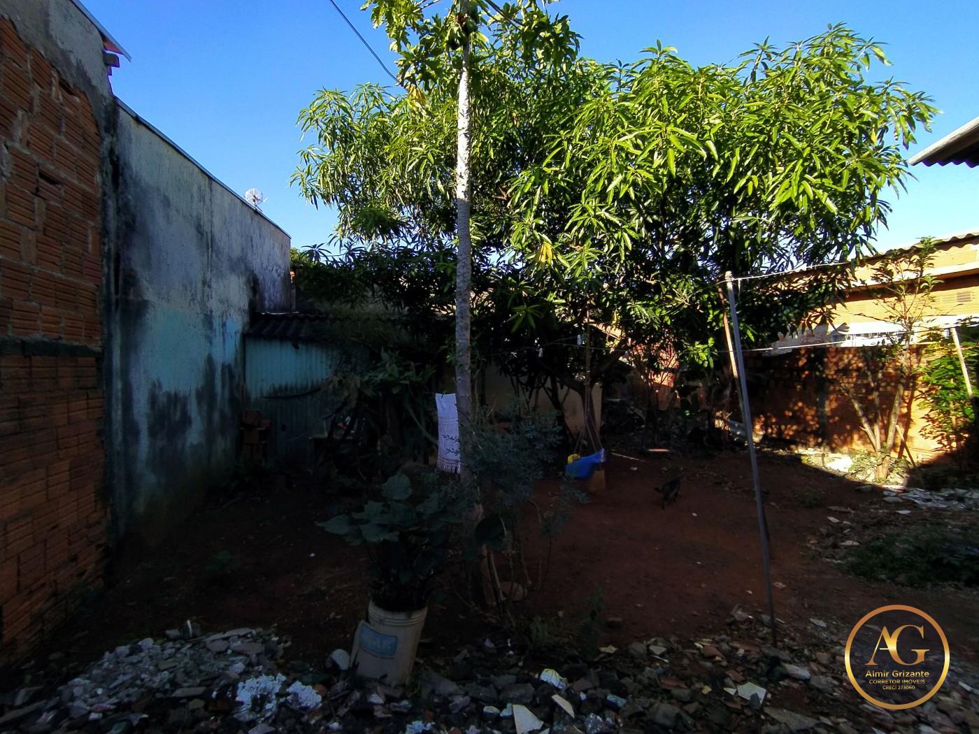 Casa à venda com 2 quartos, 60m² - Foto 18