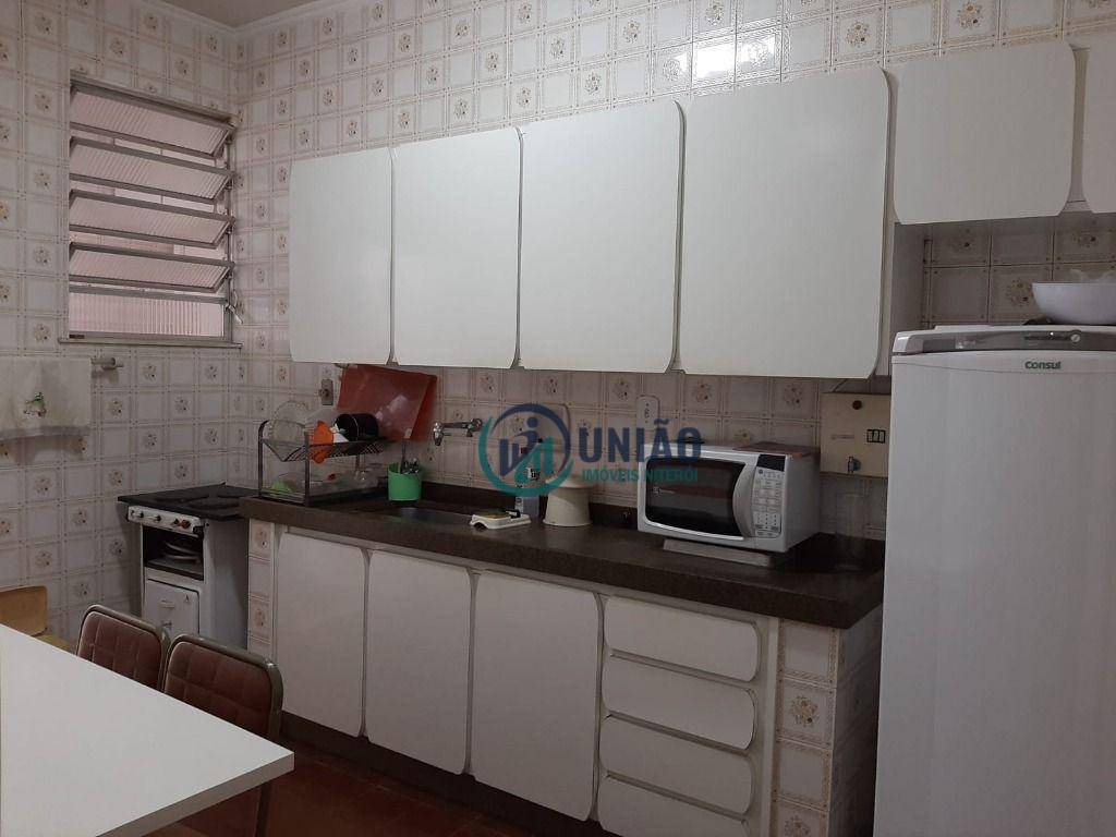 Apartamento à venda com 2 quartos, 77m² - Foto 9