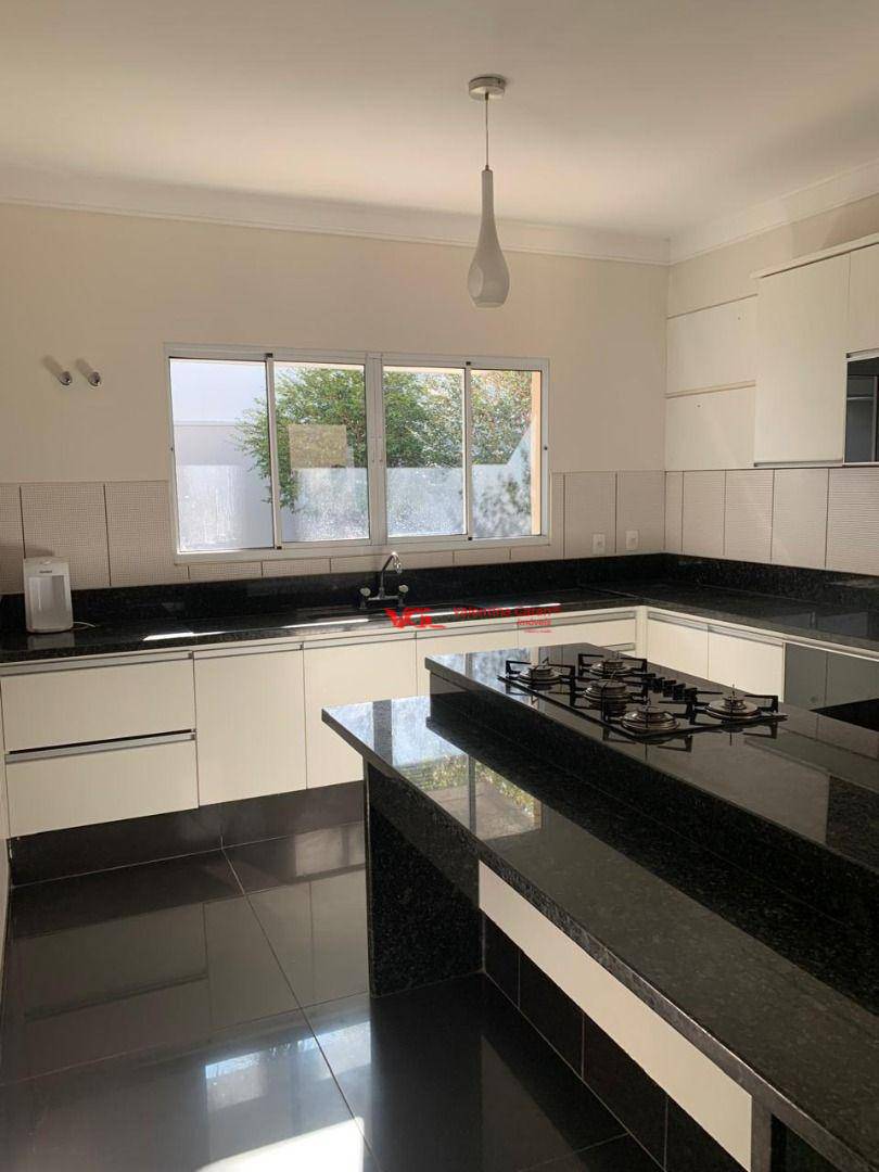 Sobrado à venda e aluguel com 4 quartos, 370m² - Foto 7