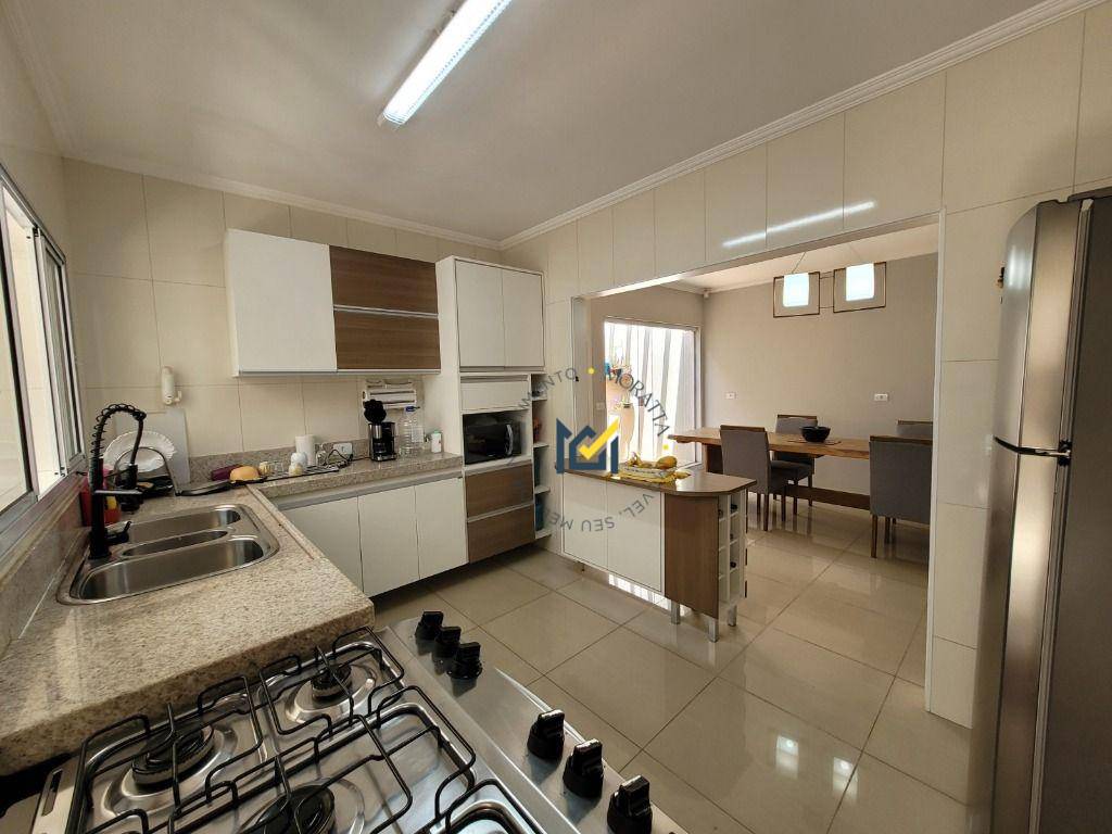 Casa, 3 quartos, 162 m² - Foto 4