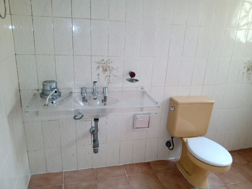 Casa à venda com 3 quartos, 230m² - Foto 10