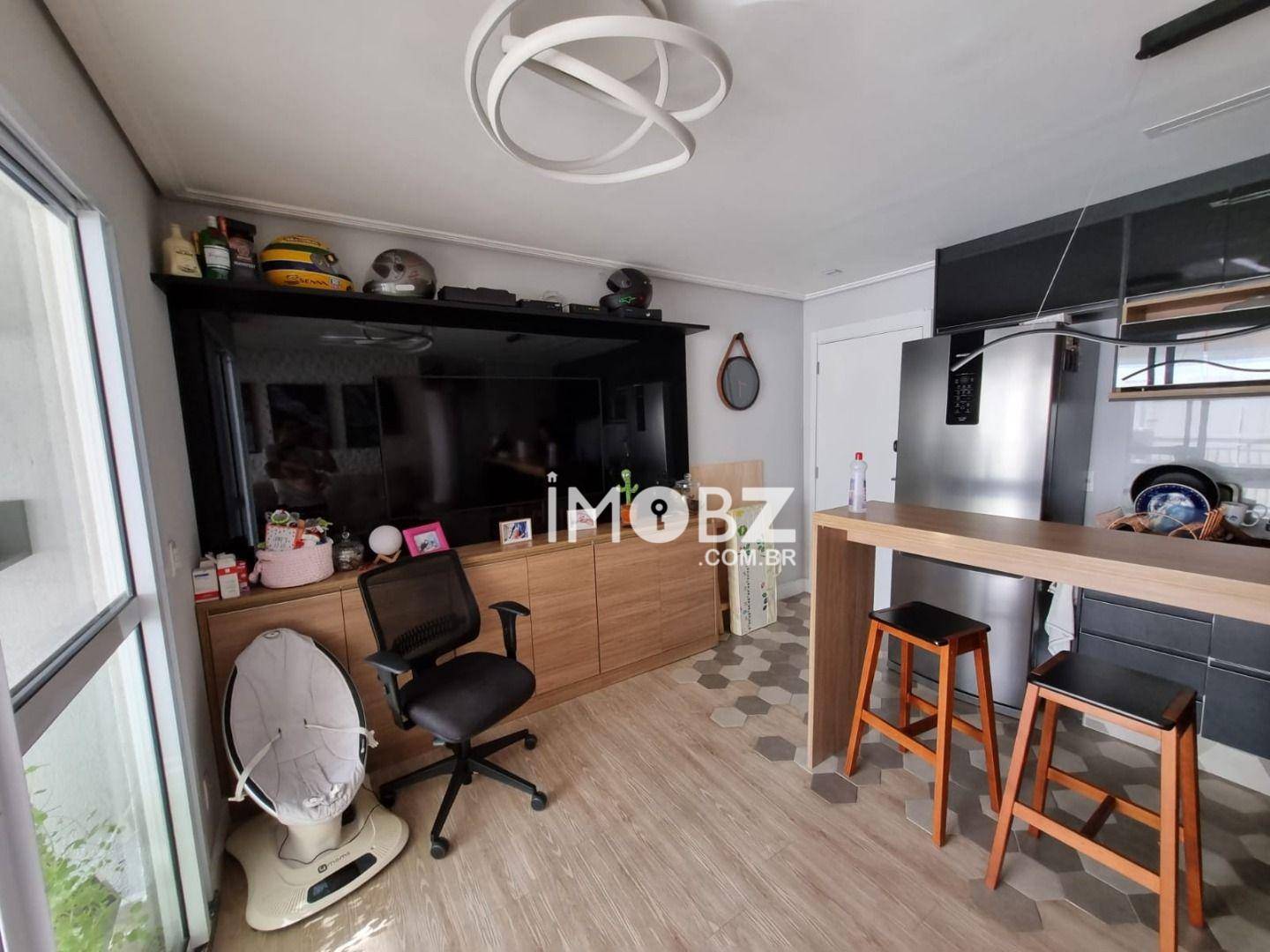 Apartamento à venda com 2 quartos, 71m² - Foto 4