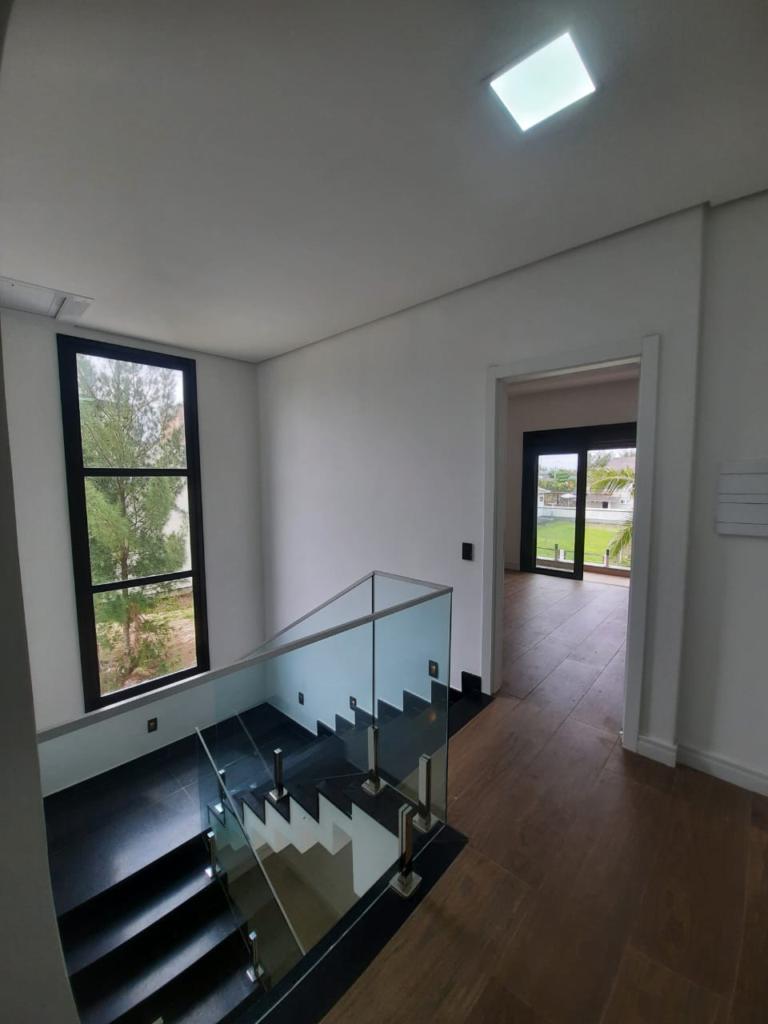 Casa à venda com 4 quartos, 252m² - Foto 20