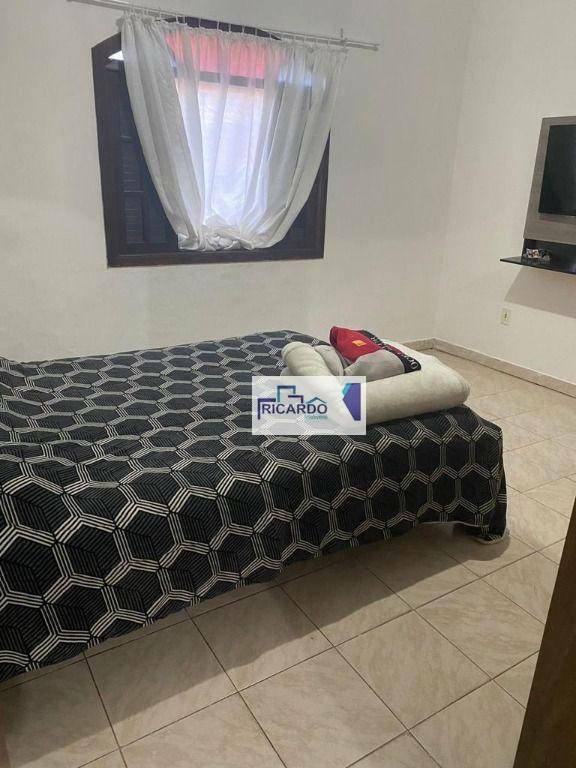 Casa à venda com 3 quartos, 300m² - Foto 8