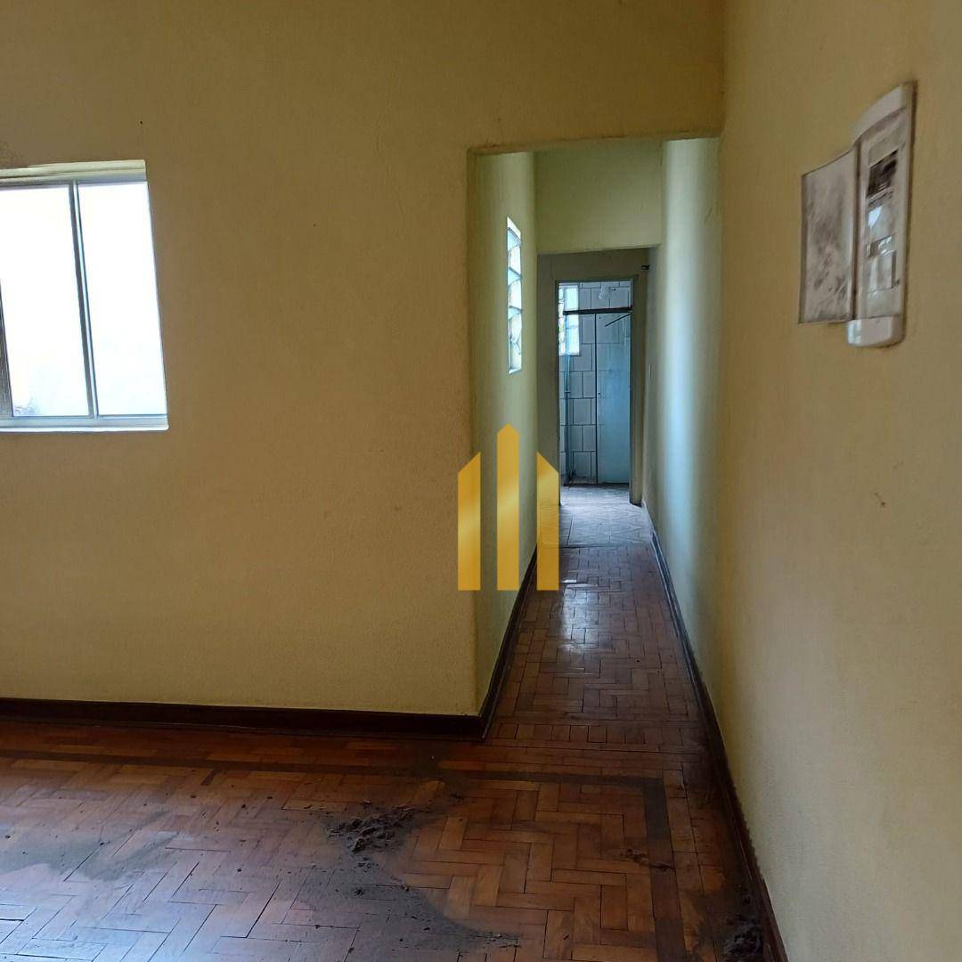 Casa para alugar com 3 quartos, 200m² - Foto 10