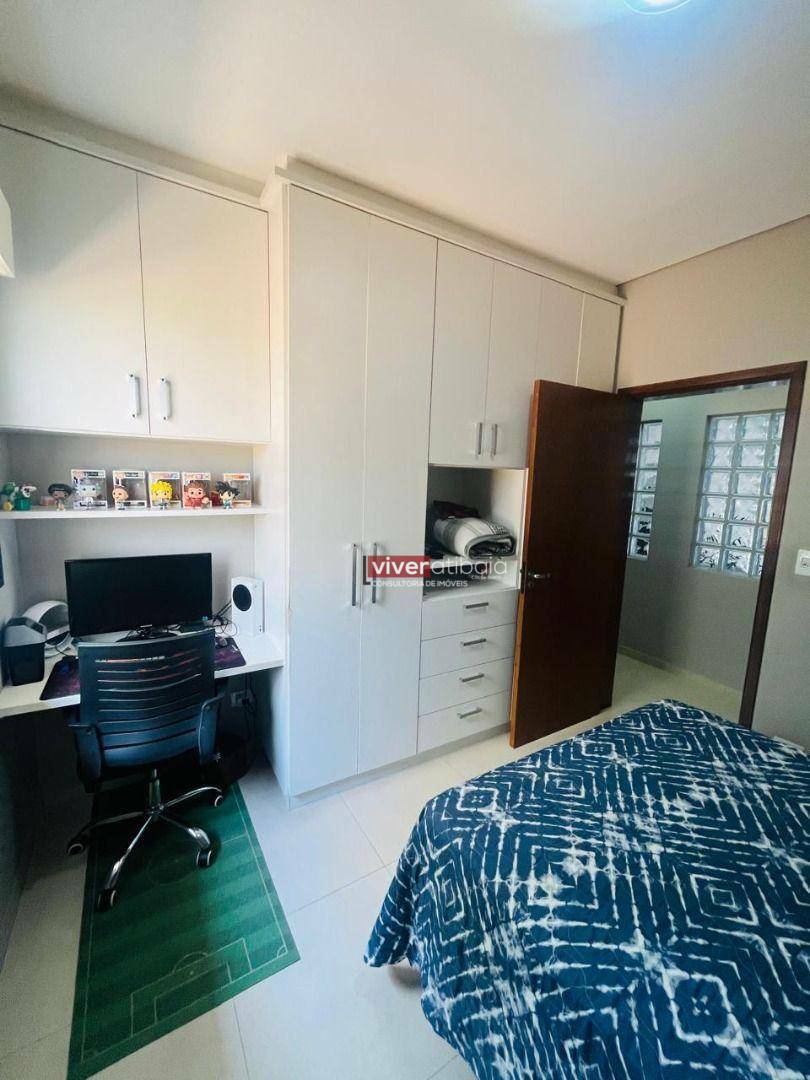 Casa à venda com 3 quartos, 250m² - Foto 24