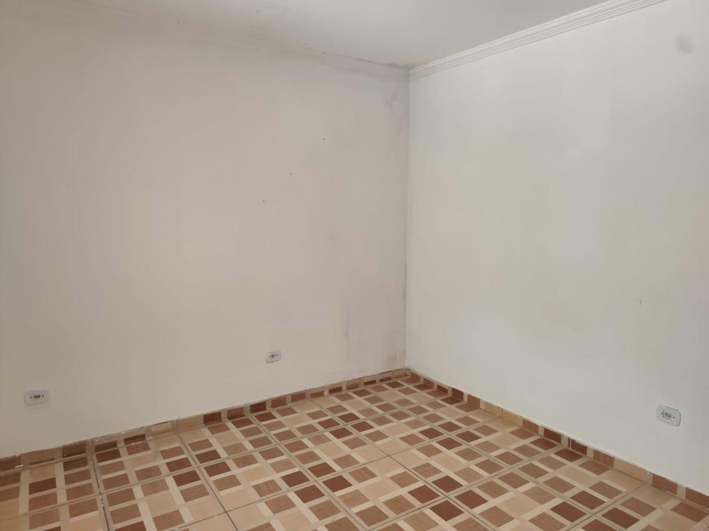 Casa para alugar com 2 quartos, 120m² - Foto 5