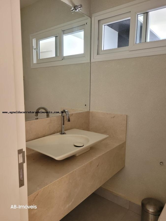 Casa de Condomínio à venda com 3 quartos, 214m² - Foto 10