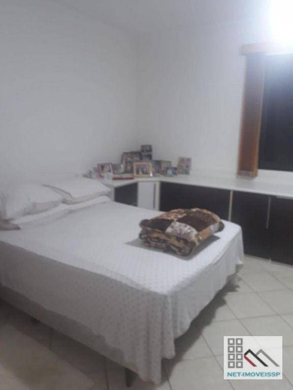 Sobrado à venda com 4 quartos, 1368m² - Foto 17