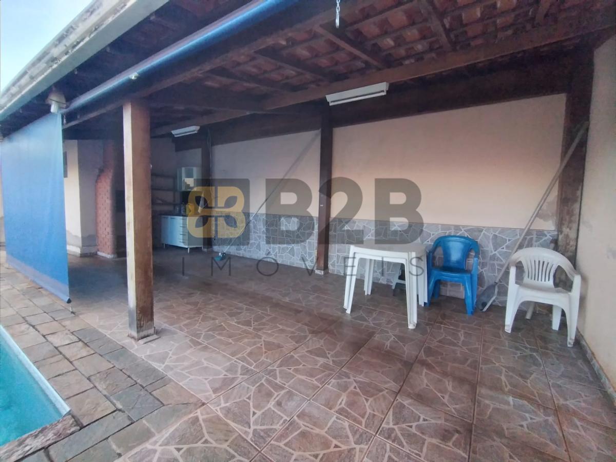 Casa à venda com 3 quartos, 241m² - Foto 13