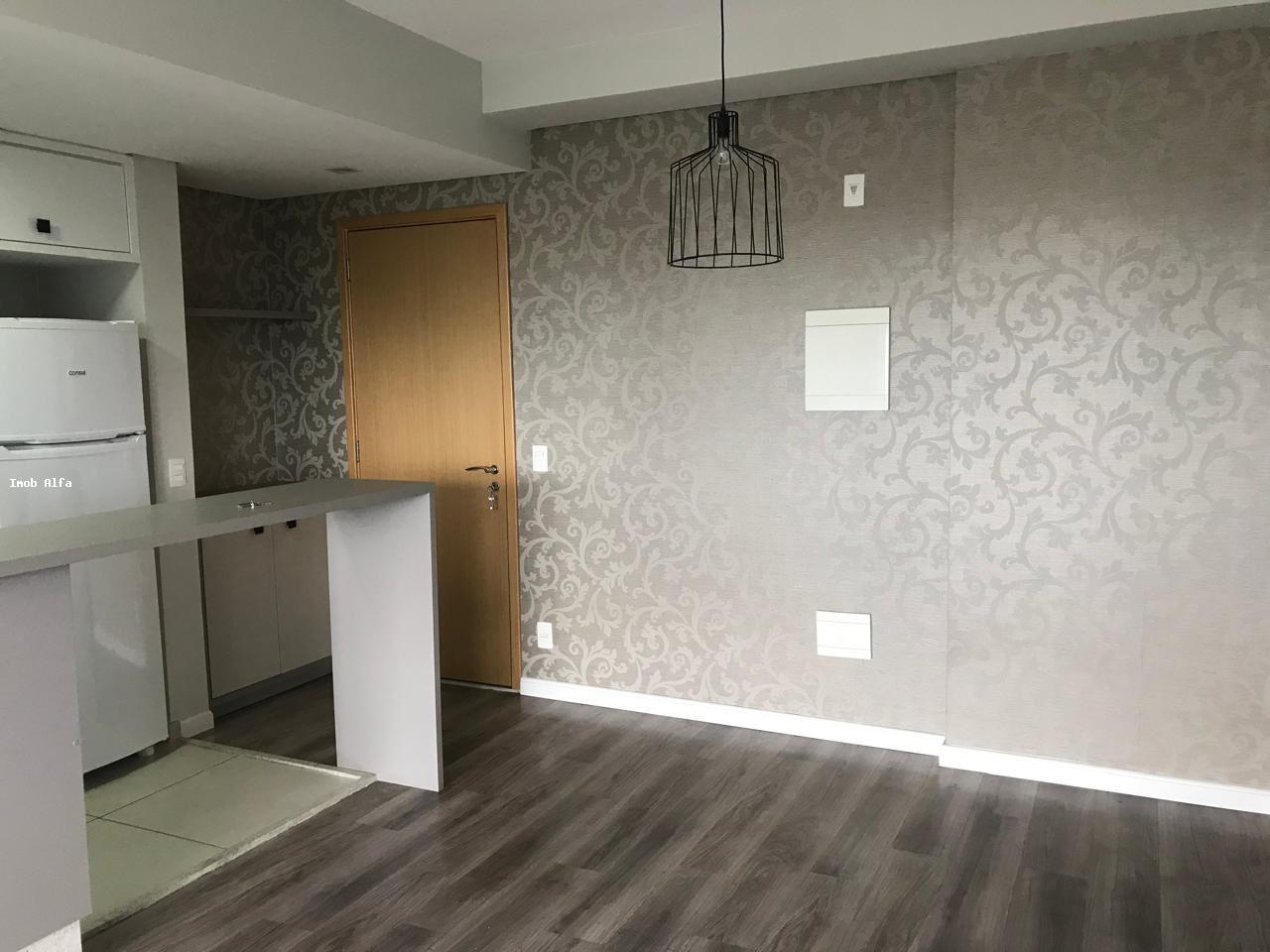 Sobrado à venda com 3 quartos, 250m² - Foto 2