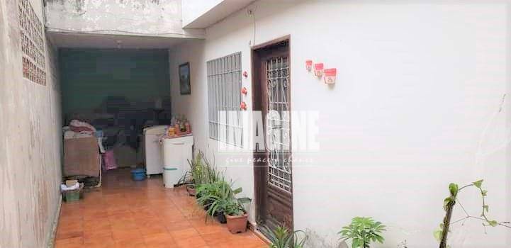 Casa à venda com 4 quartos, 228m² - Foto 16