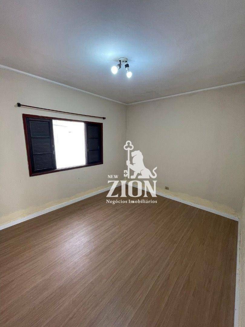 Casa à venda com 2 quartos, 250m² - Foto 8