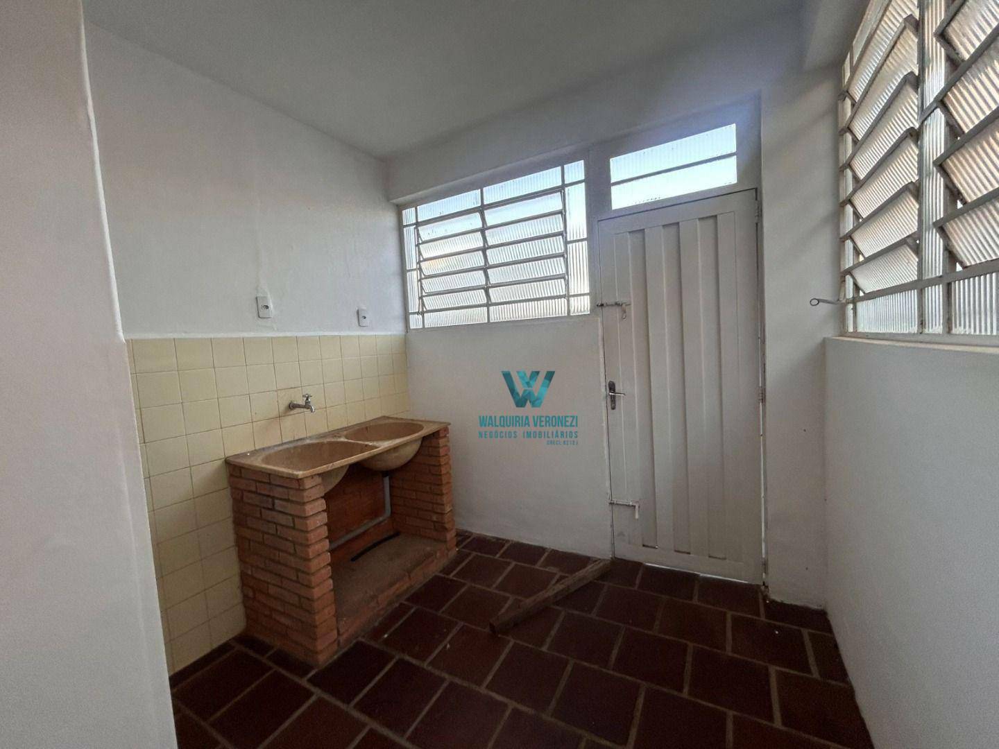 Casa para alugar com 3 quartos, 130m² - Foto 20