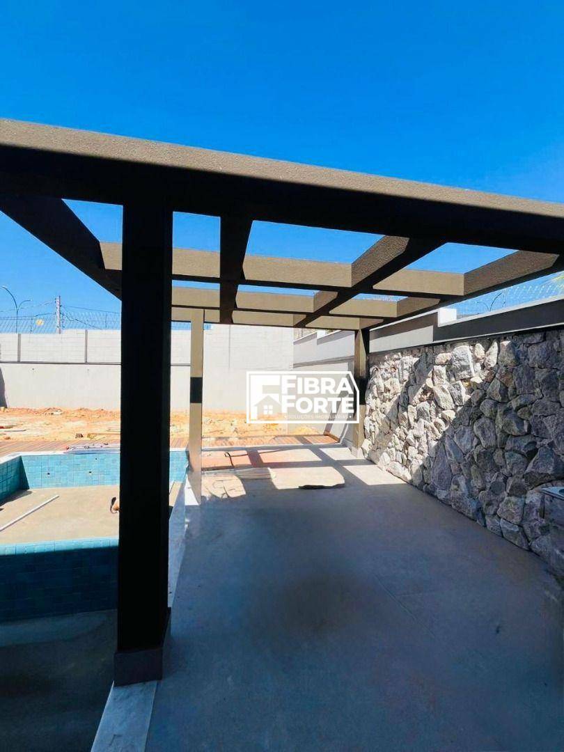 Casa de Condomínio à venda com 4 quartos, 305m² - Foto 14