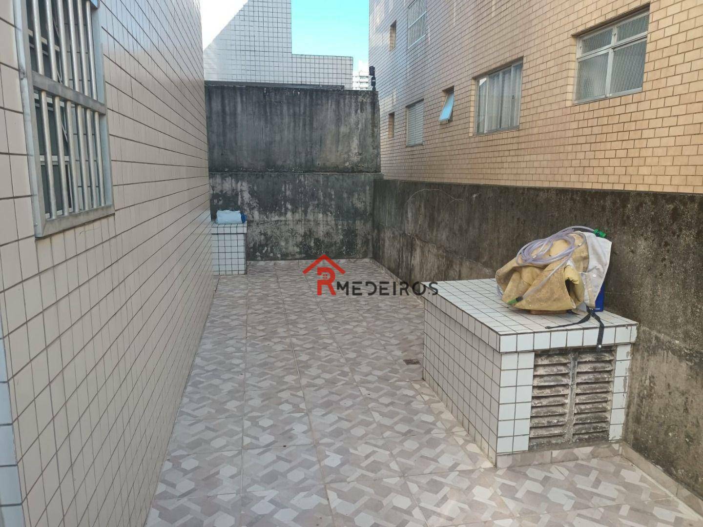 Apartamento à venda com 1 quarto, 45m² - Foto 18