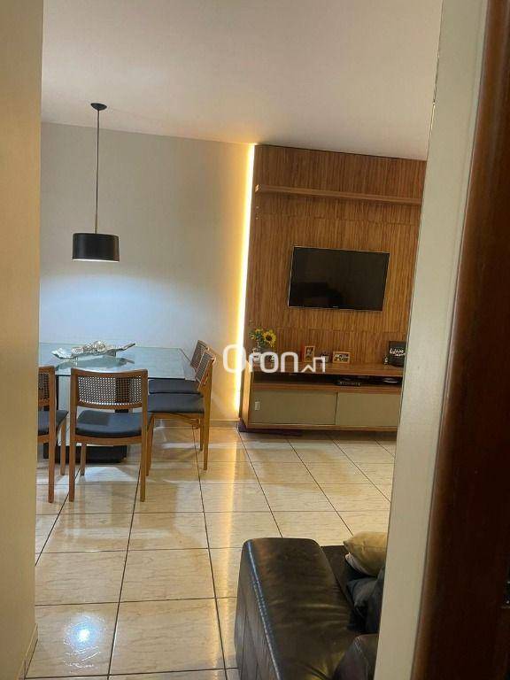 Apartamento à venda com 2 quartos, 68m² - Foto 2