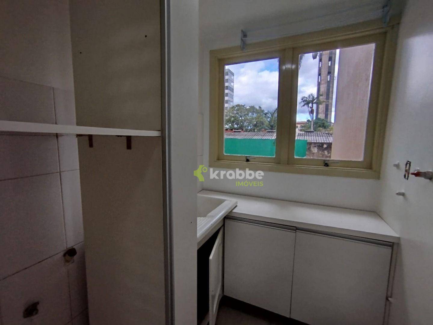 Apartamento à venda com 3 quartos, 87m² - Foto 8