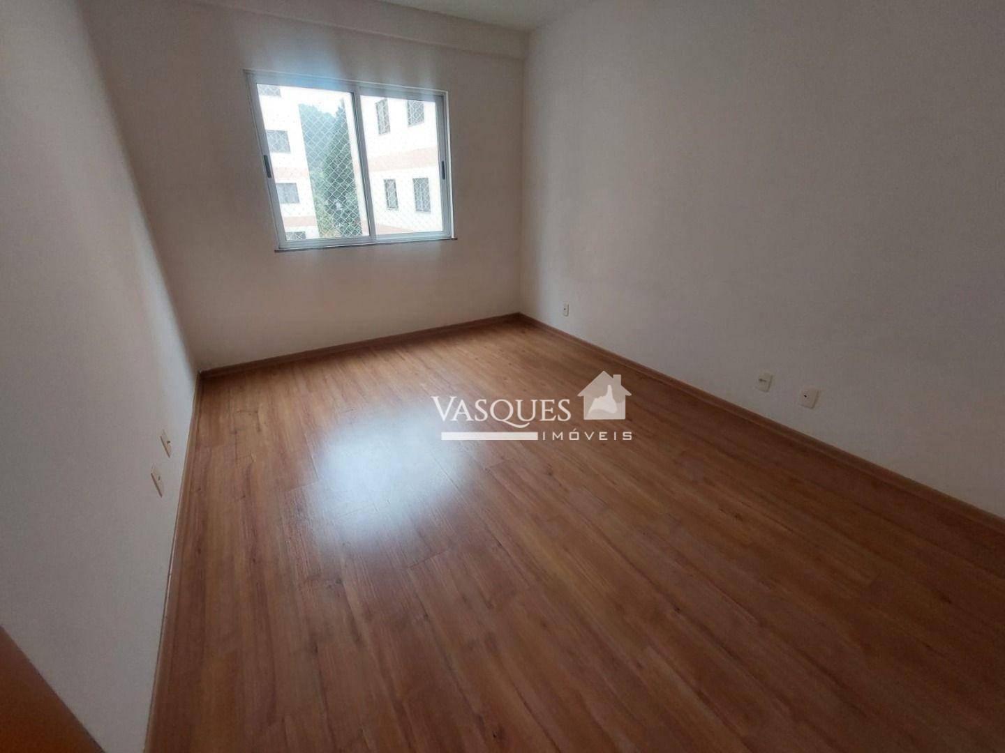 Apartamento para alugar com 1 quarto, 55m² - Foto 6