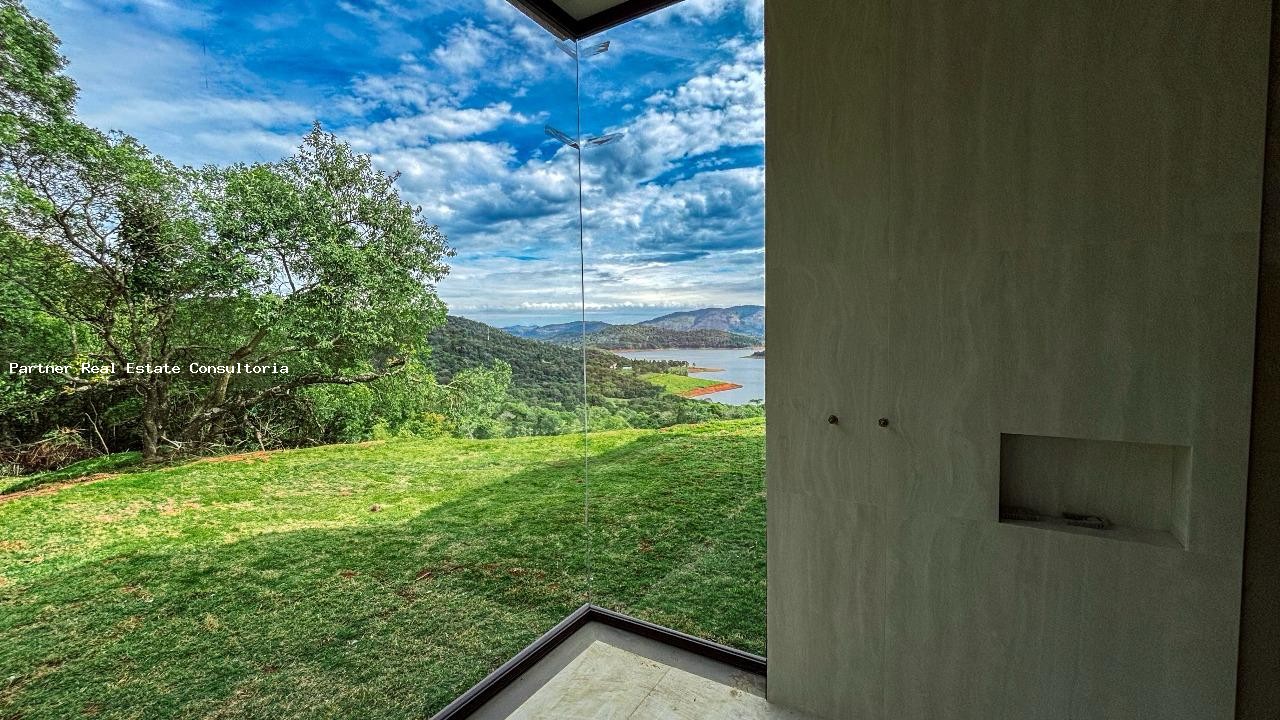 Casa à venda com 8 quartos, 132614m² - Foto 49