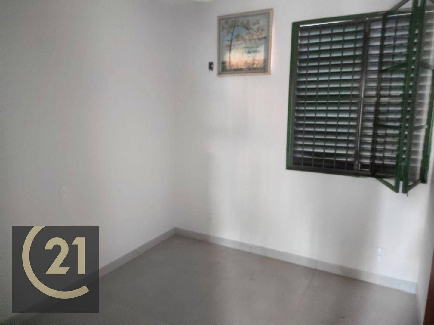 Apartamento à venda com 3 quartos, 76m² - Foto 2