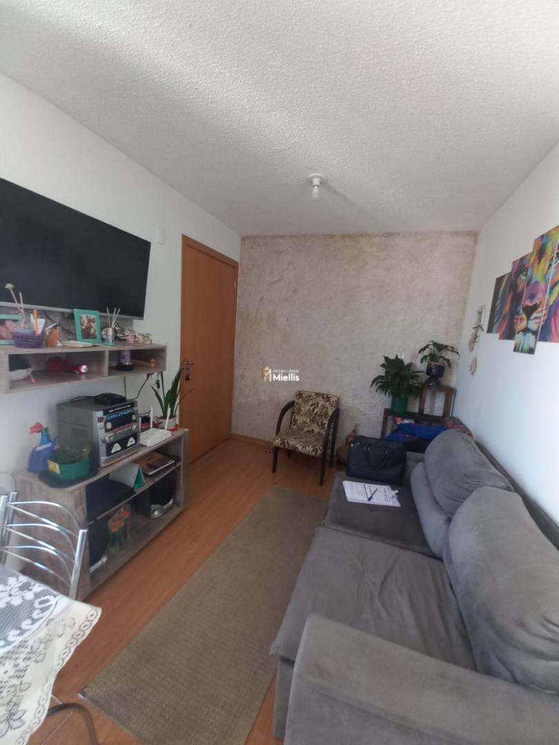 Apartamento à venda com 2 quartos, 40m² - Foto 6