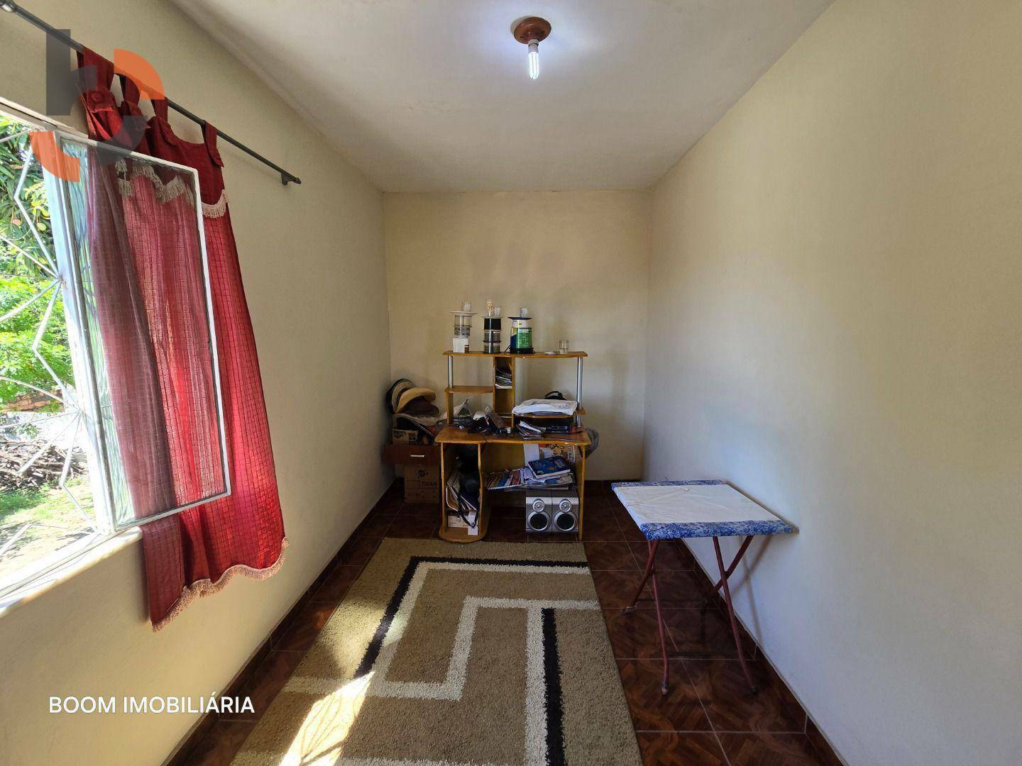 Casa à venda com 4 quartos, 200m² - Foto 25