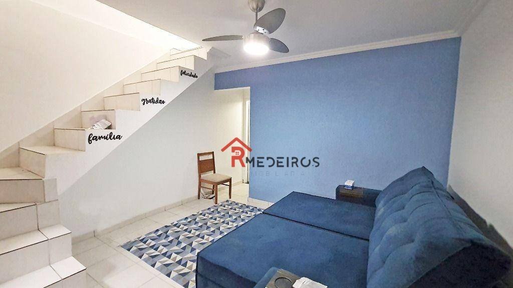 Sobrado à venda com 2 quartos, 63m² - Foto 1