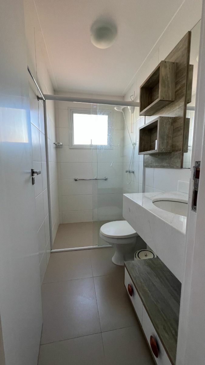 Apartamento para alugar com 2 quartos, 72m² - Foto 5