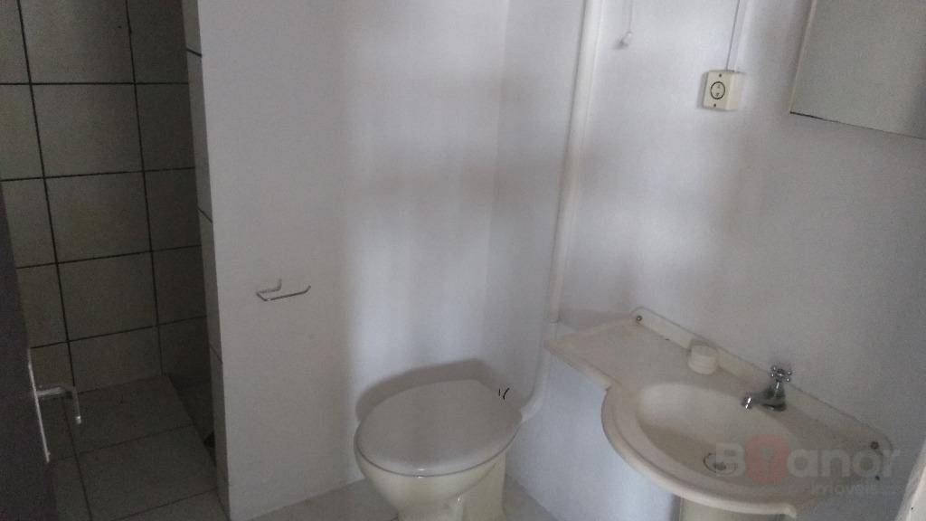 Casa à venda com 3 quartos, 150m² - Foto 11