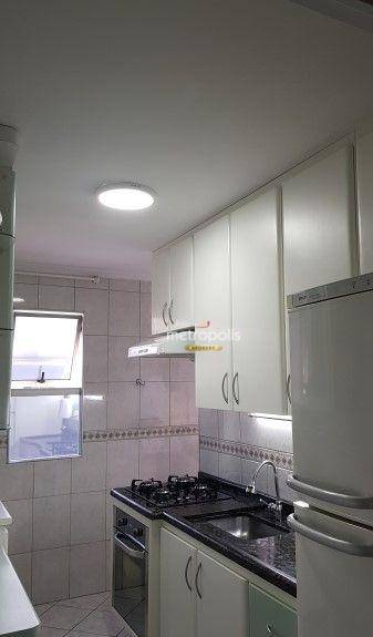 Apartamento à venda com 2 quartos, 63m² - Foto 12