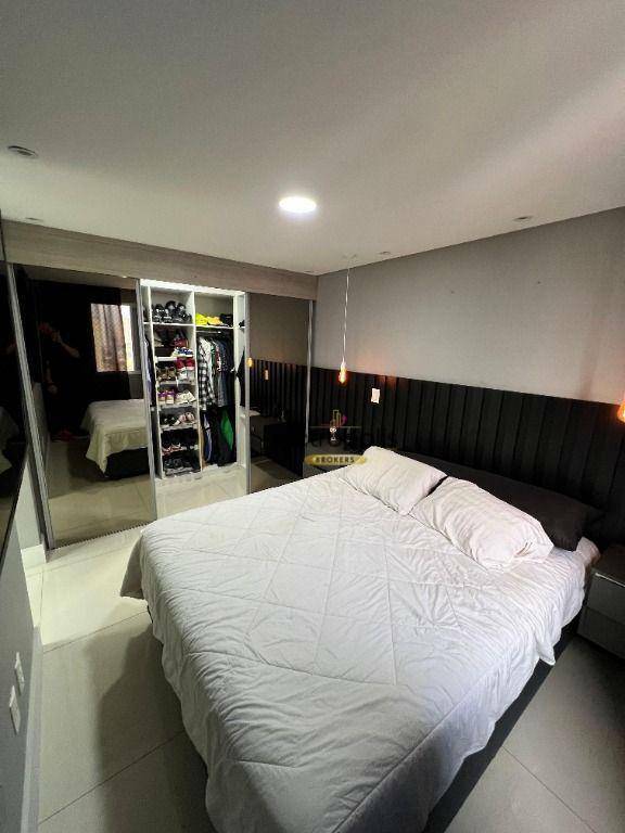 Apartamento à venda com 2 quartos, 72m² - Foto 10