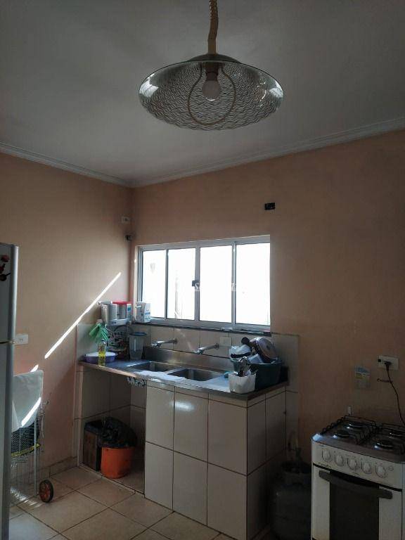 Sobrado à venda com 4 quartos, 100m² - Foto 5