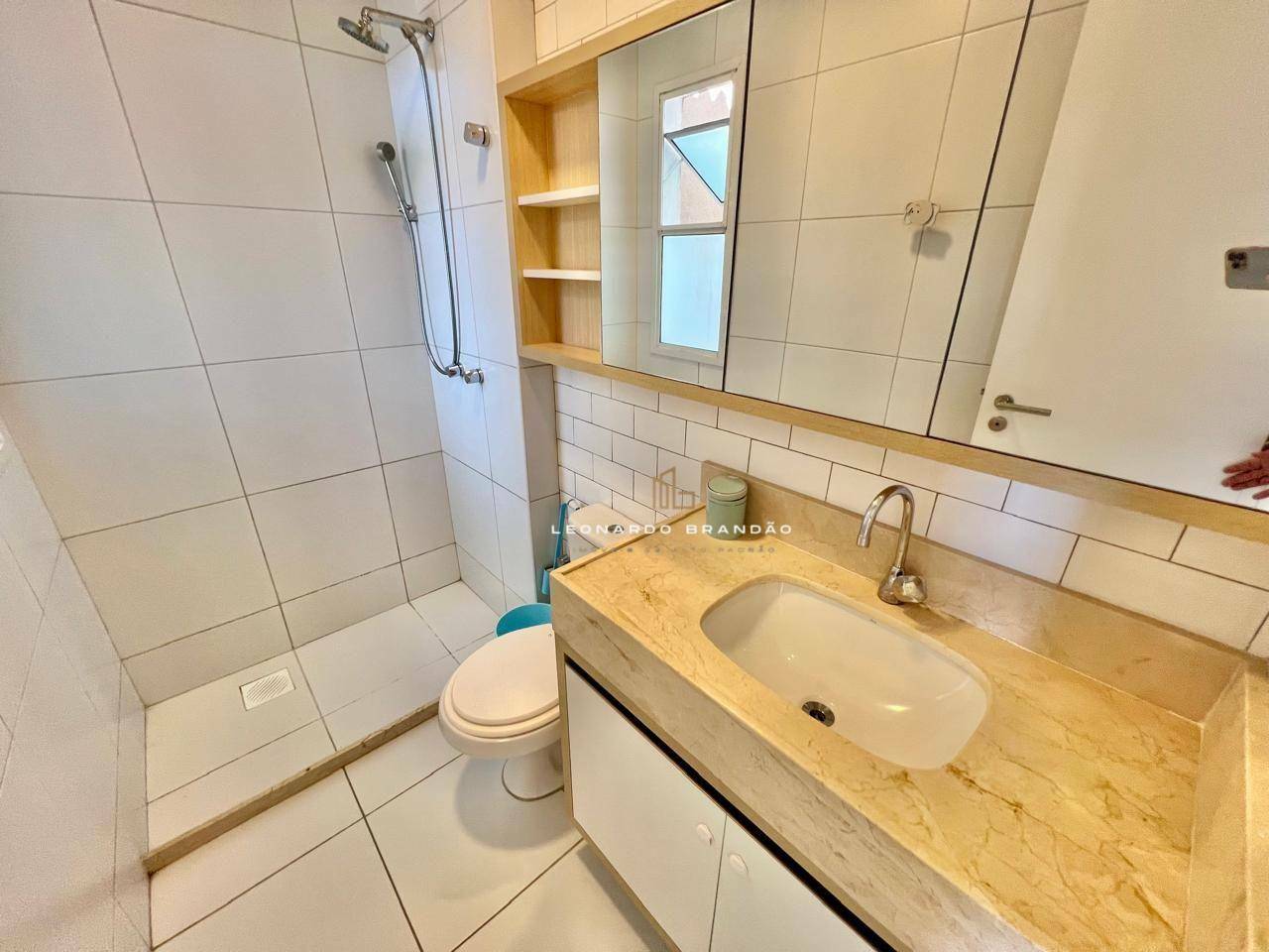Casa de Condomínio à venda com 4 quartos, 246m² - Foto 29