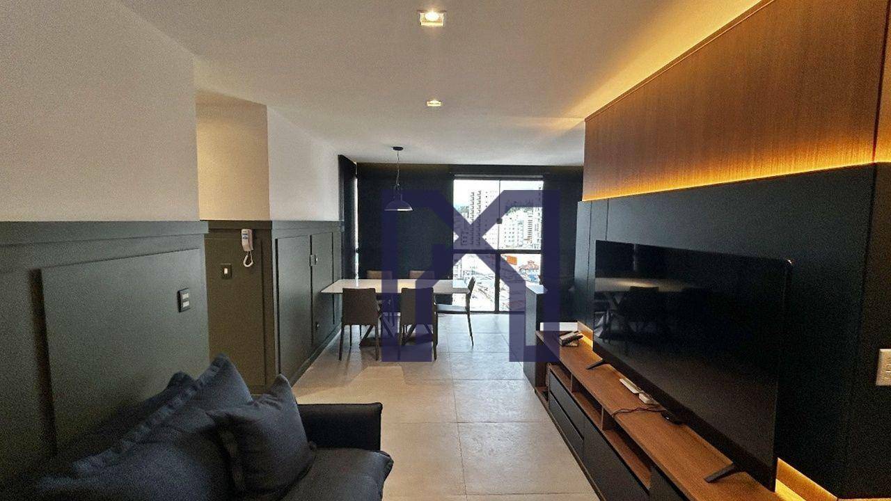 Apartamento à venda com 2 quartos, 77m² - Foto 2